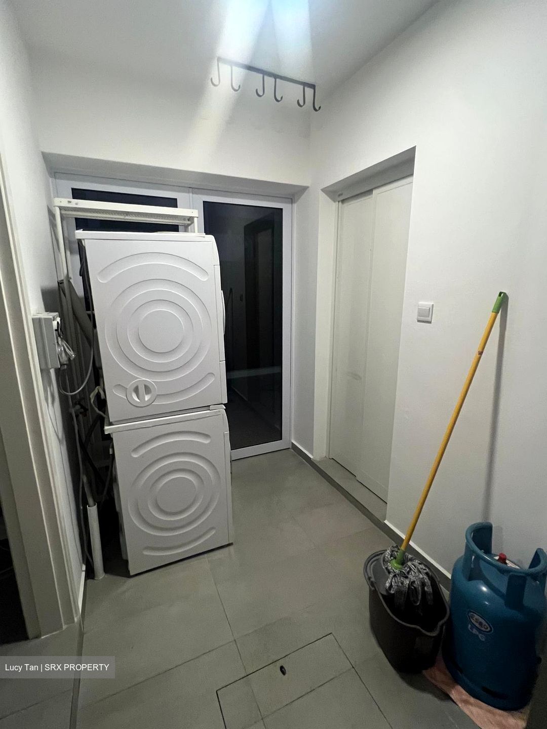 Fernhill Road (D10), Terrace #469017741